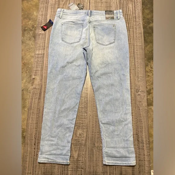 LuLaRoe Sky Blue Super Stretch Jeans - Picture 11 of 13